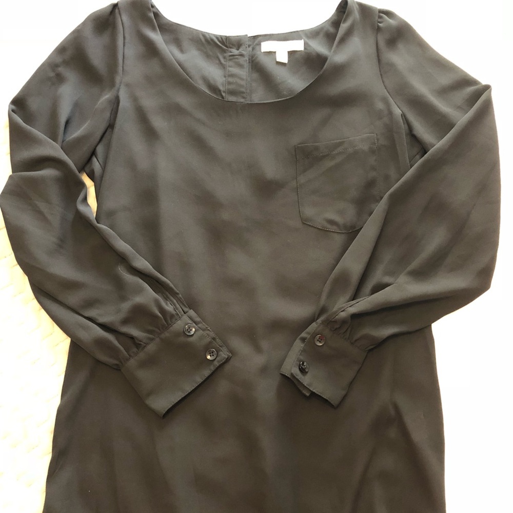 Gianni Bini, black blouse.